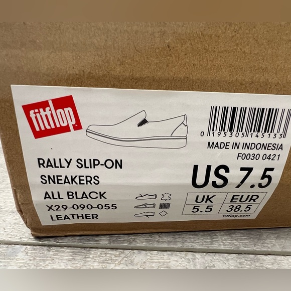 New Fitflop RALLY  Leather Slip-On Skate Sneakers Size 7.5 All Black $110 - Picture 5 of 6